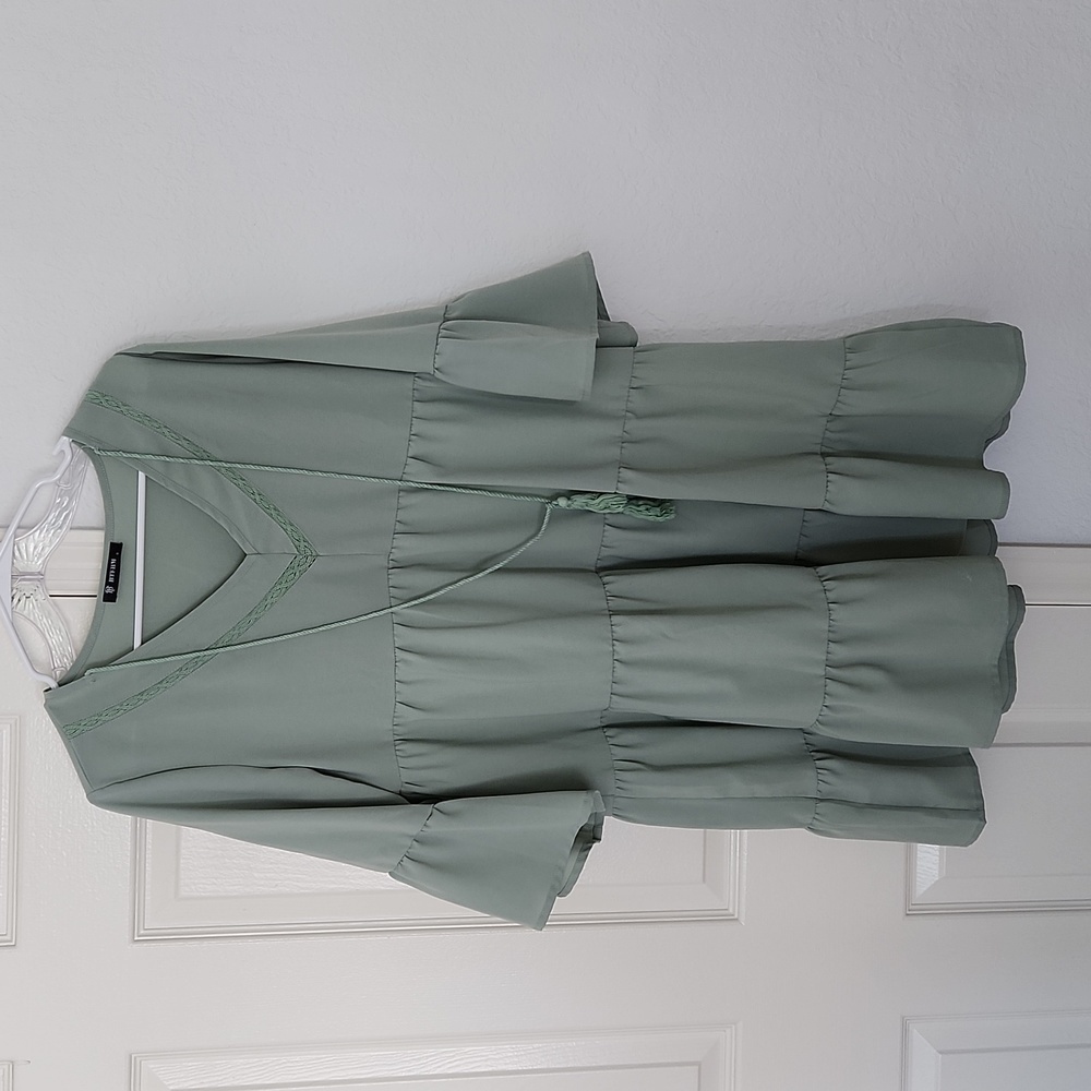 BTFBM Tiered Sage Green Tassel Flowy Midi Dress Size Small